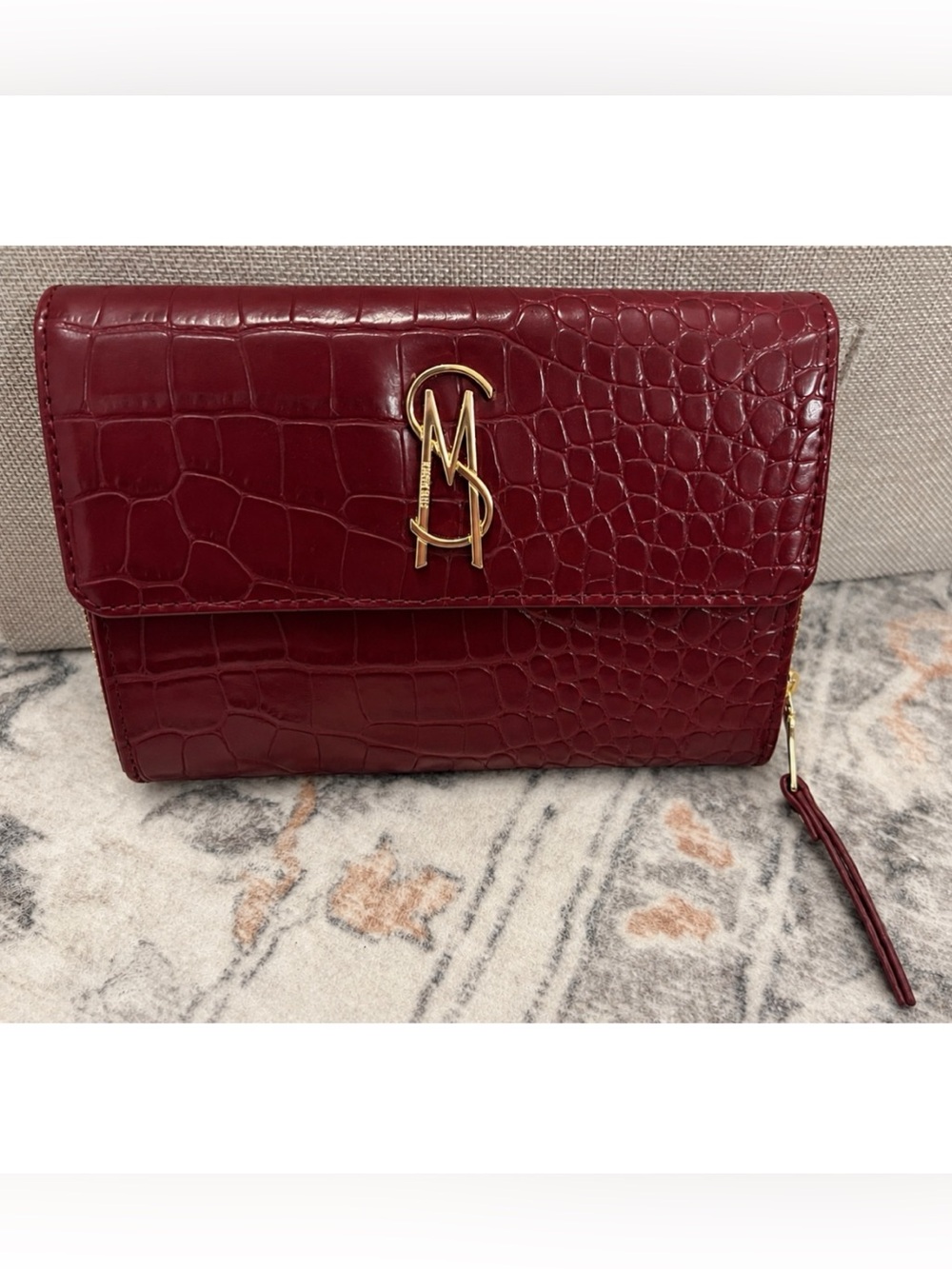 Steve Madden Burgundy/Wine Croc Embossed convertible Wallet Crossbody